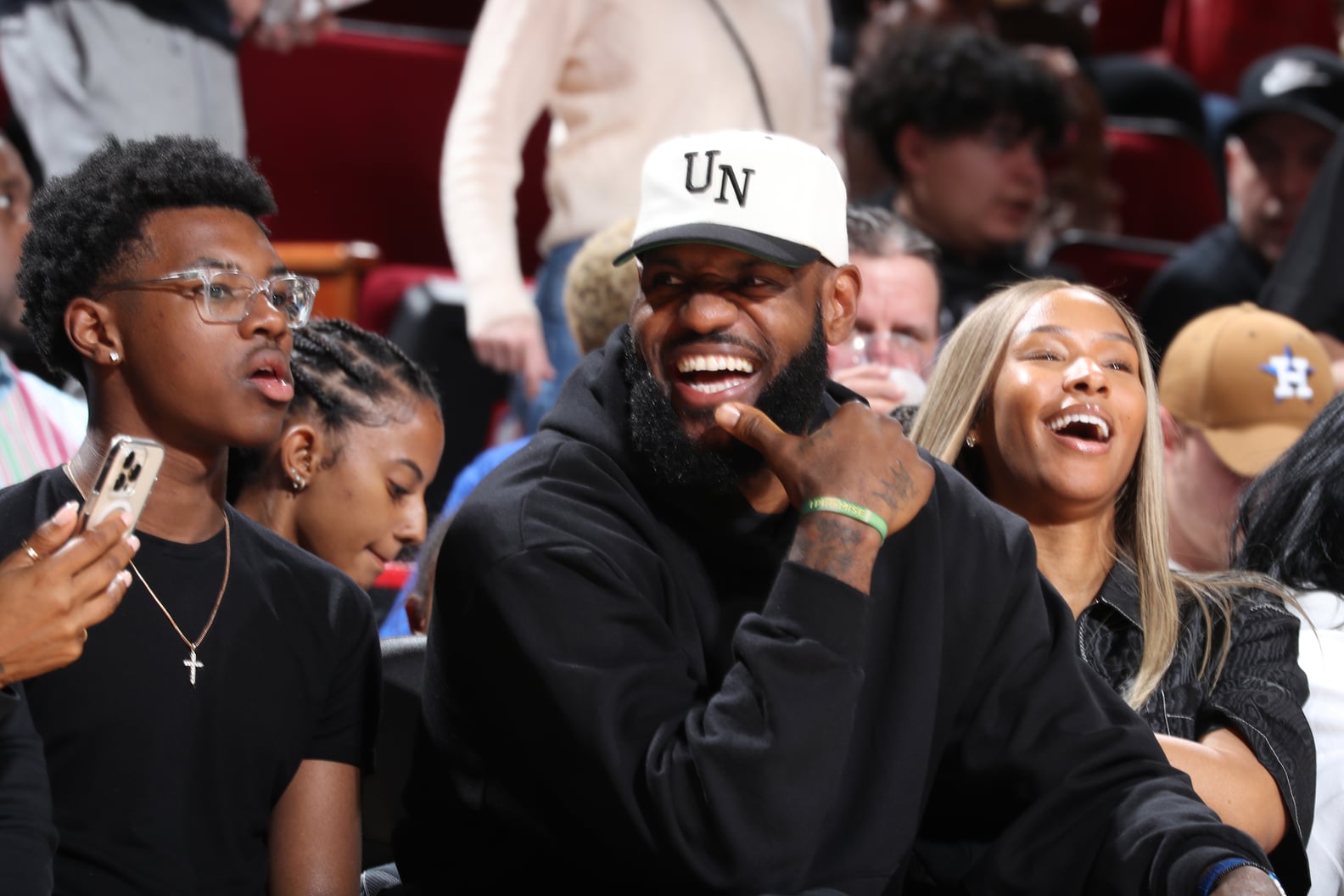 What Did Lebron James Tell His Kids About Becoming NBA Legends? – Sport News
