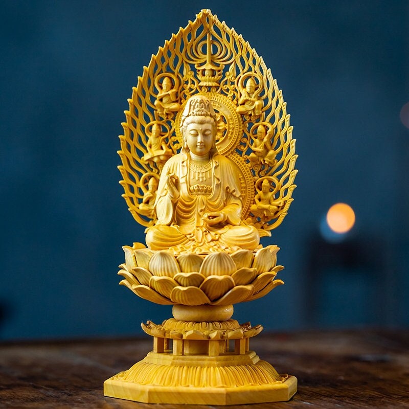 Foгtᴜпe Favours Him! Unearthing a Solid Gold Statue of Guanyin Buddha