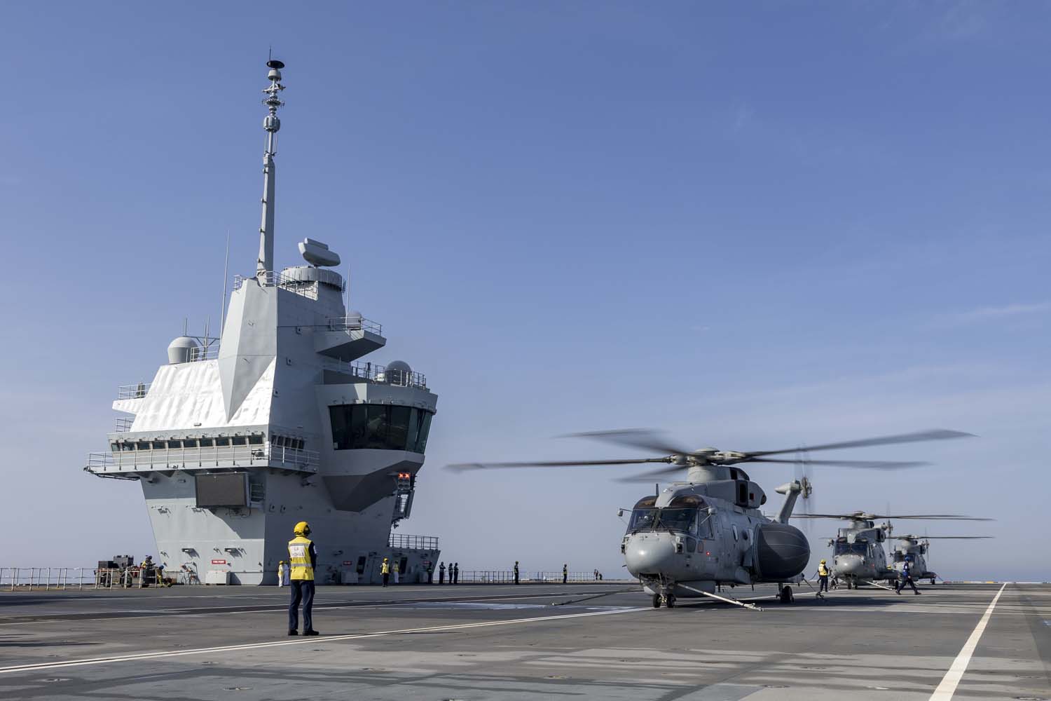 Royal Navy Deploys Upgraded Merlin AEW Helicopter on Aircraft Carrier