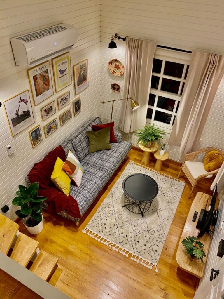 Small Home with Incredible Interior Design