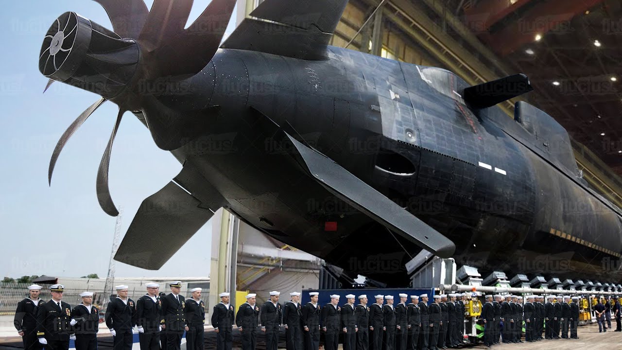 Exploring the $4 Billion World Inside a Giant Submarine (Video)