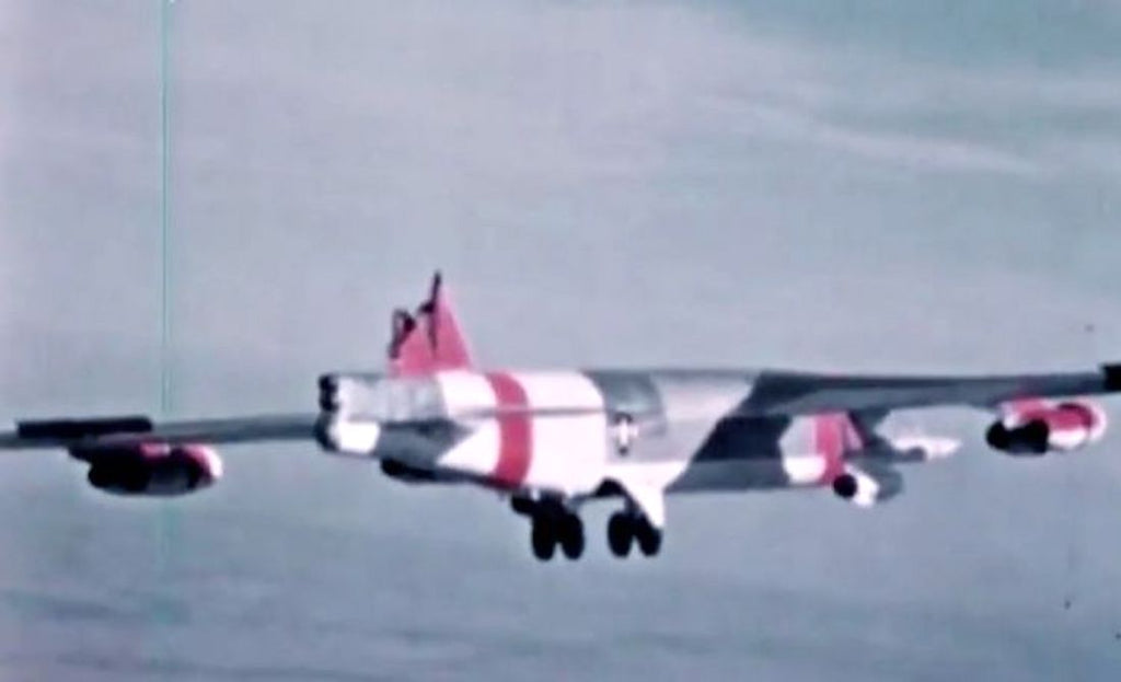 A B-52H Stratofortress Once Flew for Five Hours Without a Tail