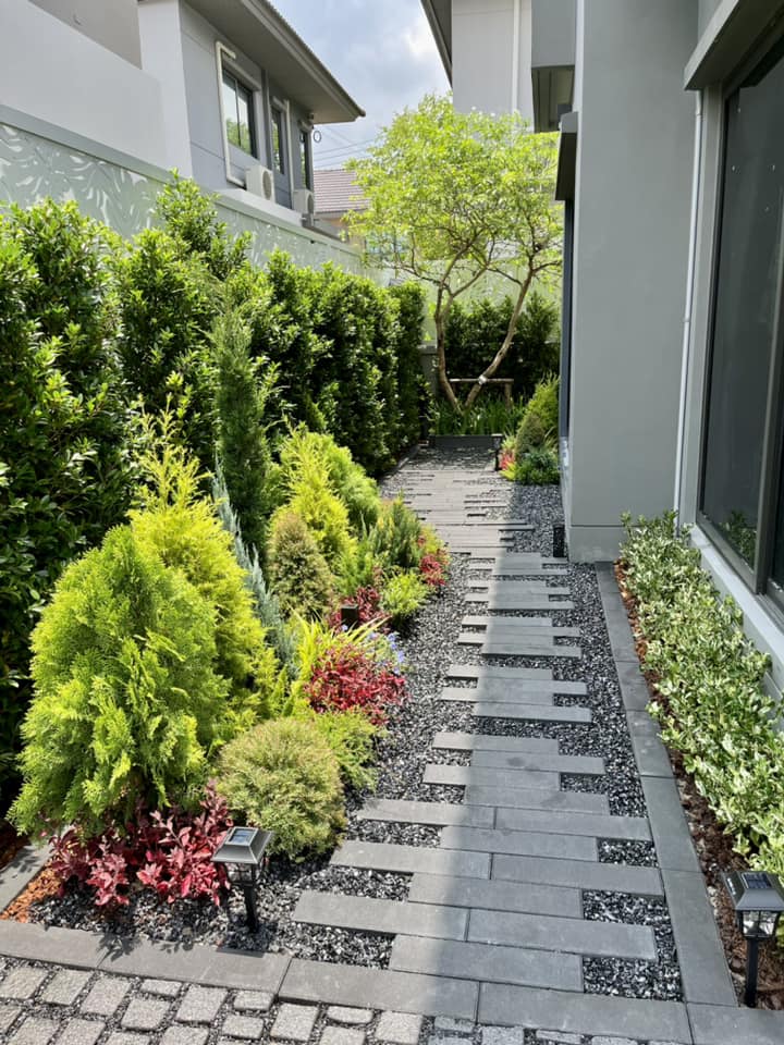 30 Great Ideas to Create a "Modern Walkway" for Your Garden -