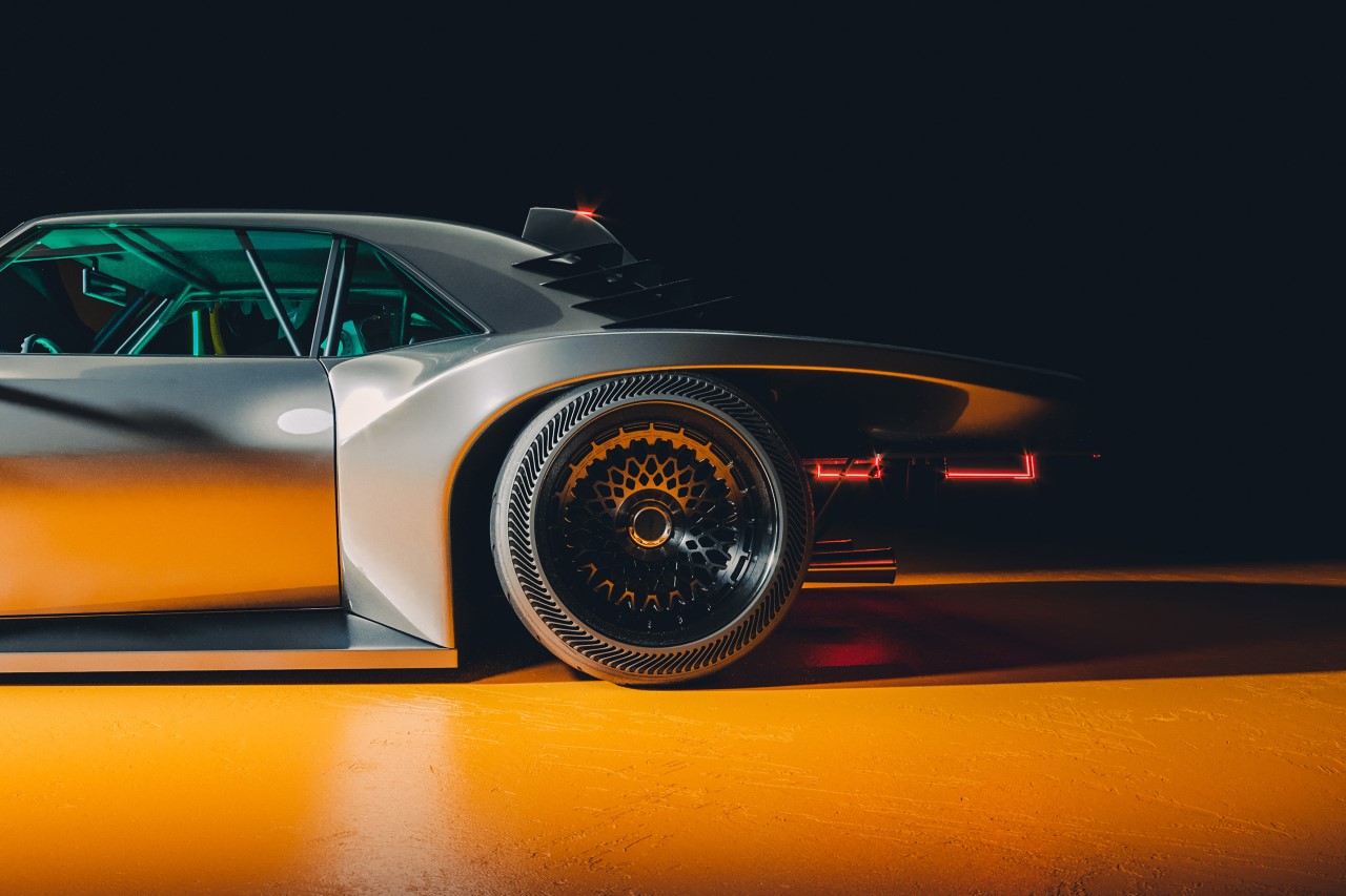 Insanely modified Chevy Camaro looks like something from a futuristic cyberpunk universe pNews