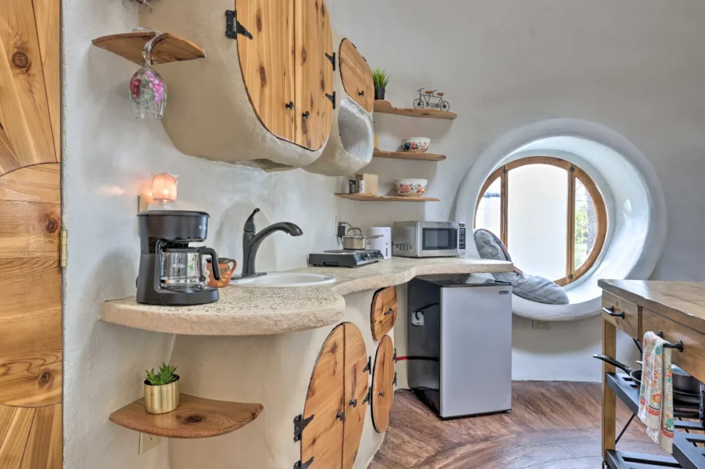 Cute 25 Square Meters Tiny House