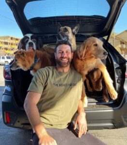 This Man Quits His Job To Travel The Country And Save Dogs From Shelters