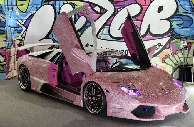 Celebrating Their Wedding Anniversary, Kanye West Surprised The World By Giving Kim Kardashian A Lamborghini Lyzer Supercar Encrusted With 600,000 Crystals To Show His Love For Her. - Car Magazine TV