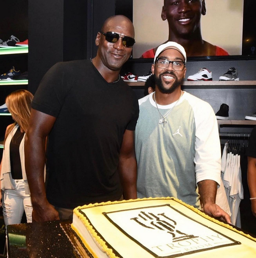 Michael Jordan Burst Into Tears When His Son Gave Him A Porsche 911 Carrera 4 Gts Cabriolet On His 60th Birthday, Helping Him Realize His Dream. - Car Magazine TV