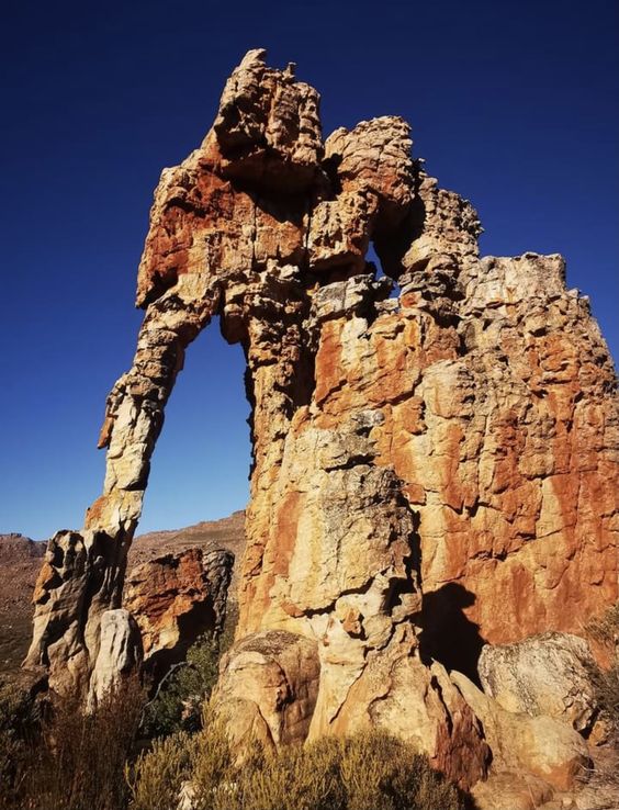 The Rock Formations Resembling Monsters That Make Viewers Feel Curious And Fearful - Nature and Life
