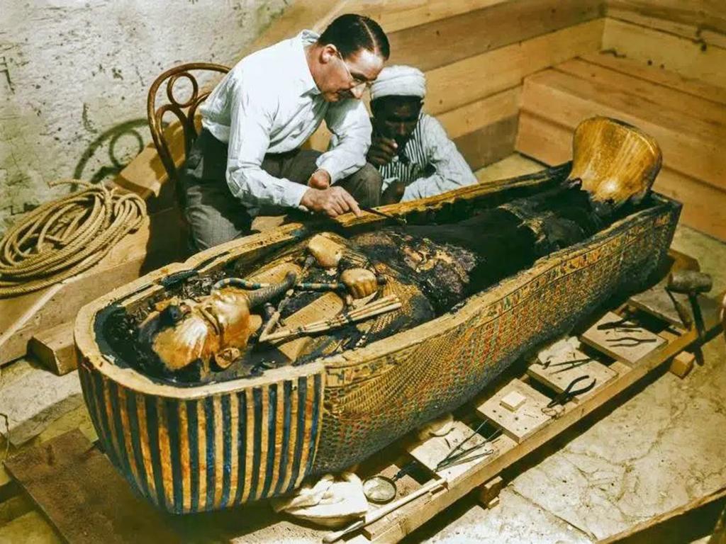 King Tutankhamun and the Mummy's Curse That Killed Nine Explorers - T-News