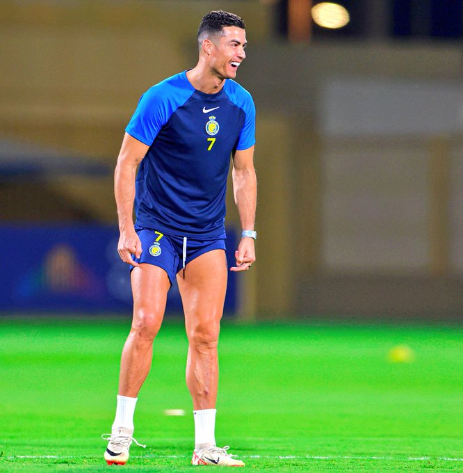 Al Nassr Training Session Before Match Against Abha: Ronaldo's Hilarious Goal Celebration During Practice