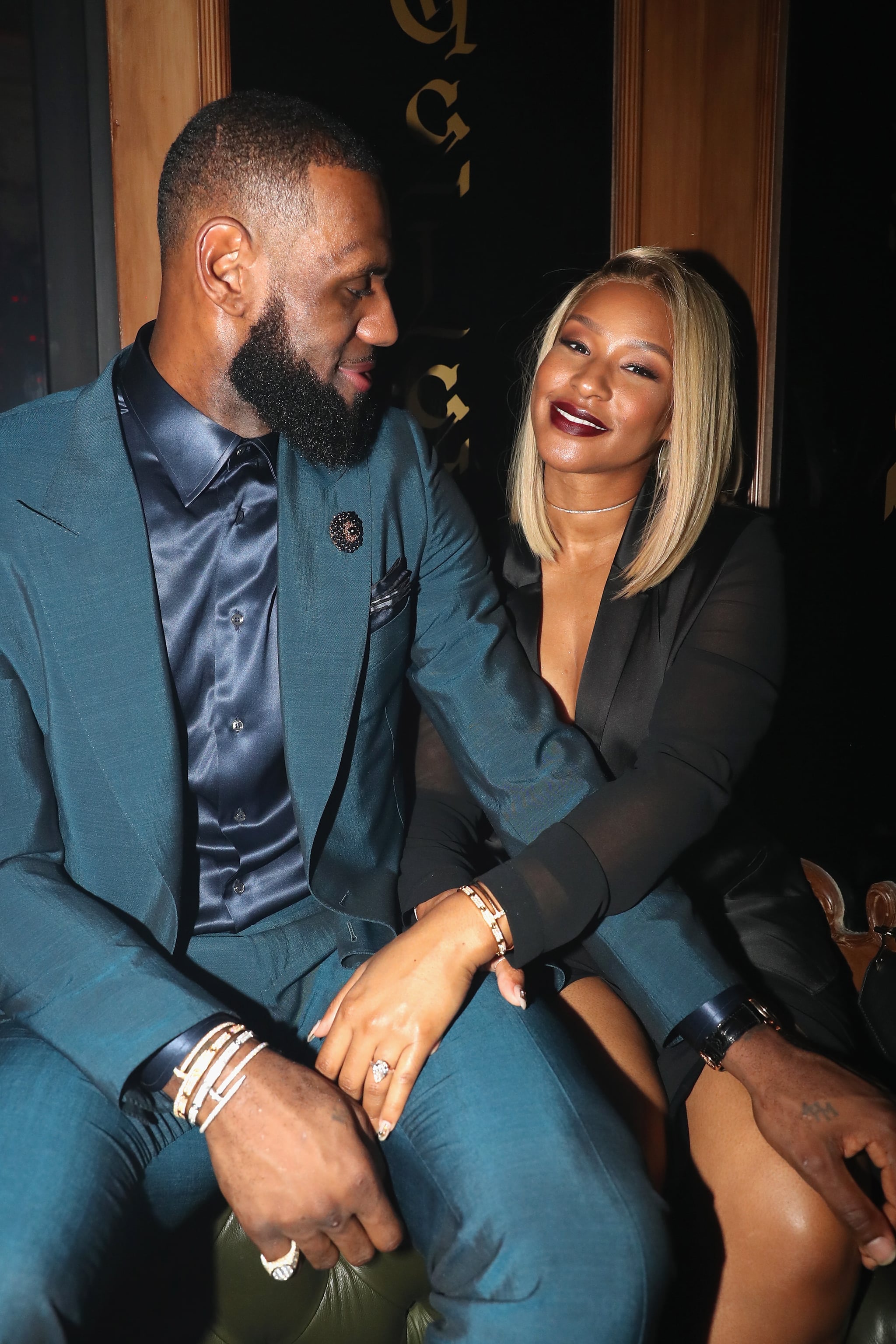 Lebron James Romantically Covers The Bistro To Create A Private Space For His Wife To Enjoy A Piano Symphony Worth Thousands Of Dollars. - Car Magazine TV