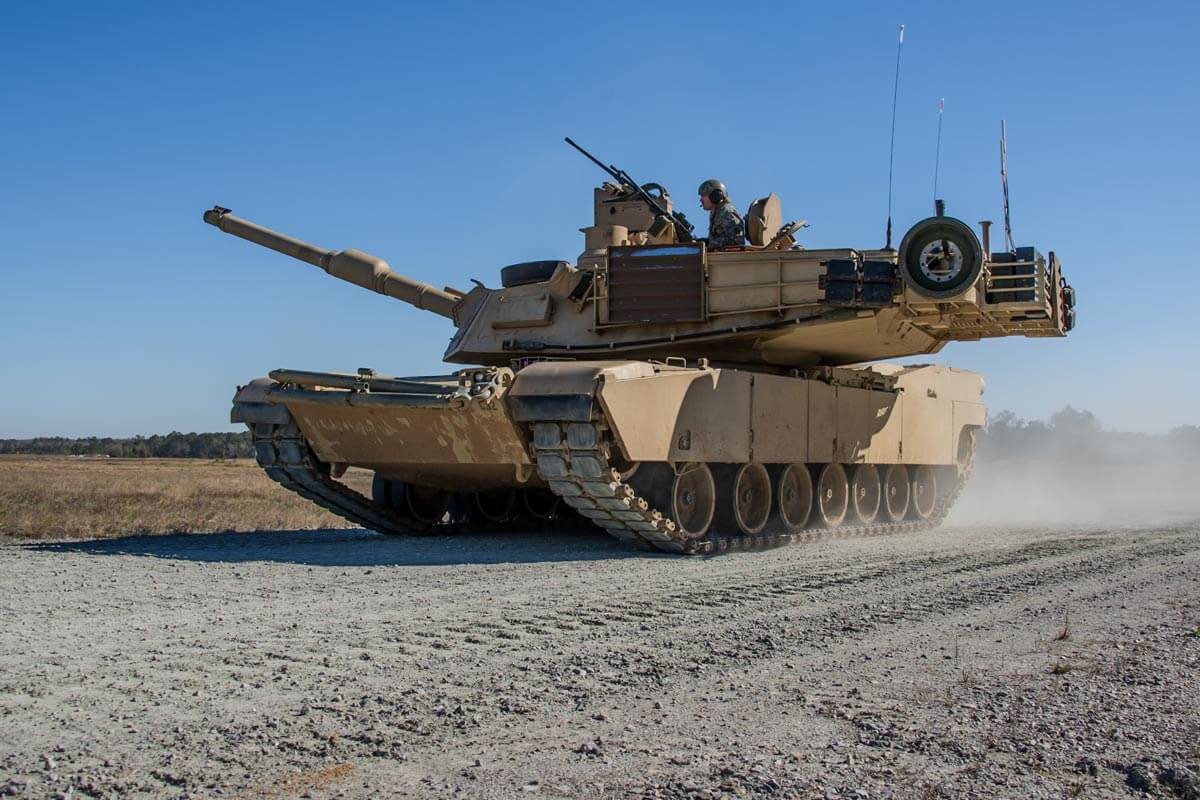 Armored Dominance: The American Army's Unveiling of the Newest Abrams Tank through Rigorous Testing