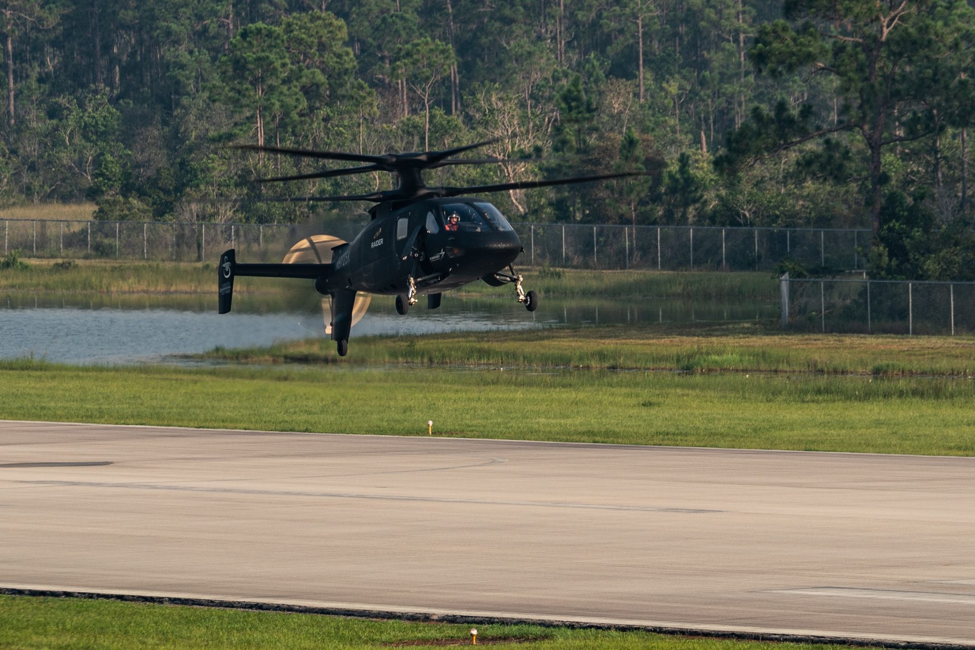 Test pilots say Sikorsky’s S-97 Raider handles like a sportscar