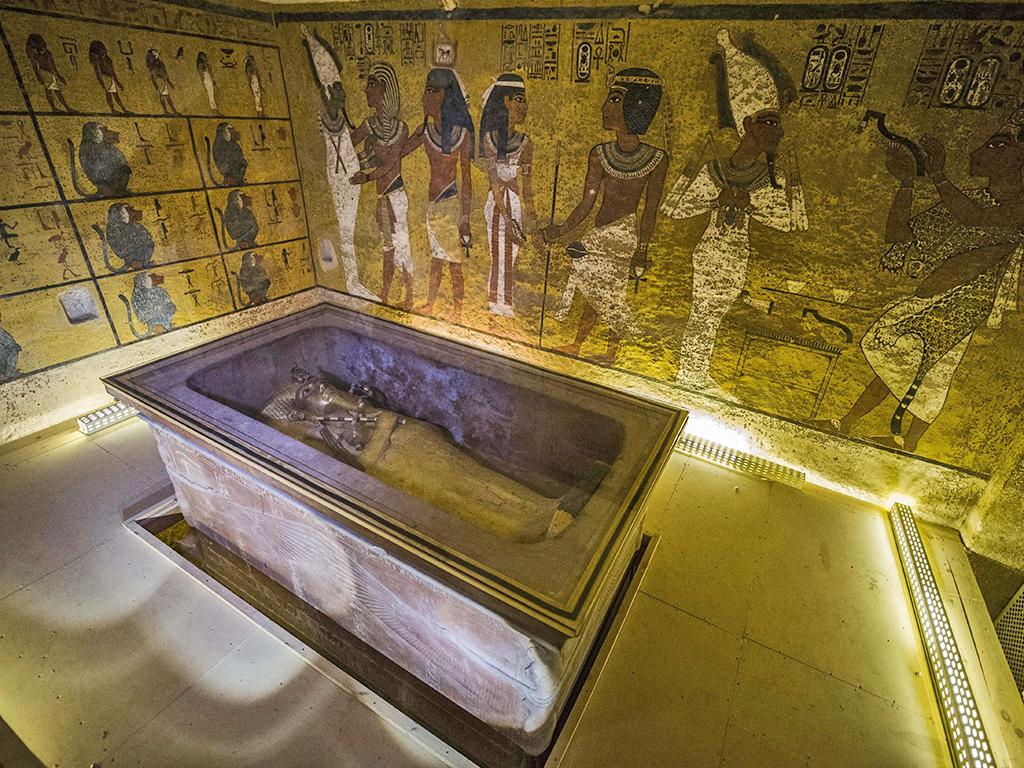 King Tutankhamun and the Mummy's Curse That Killed Nine Explorers - T-News