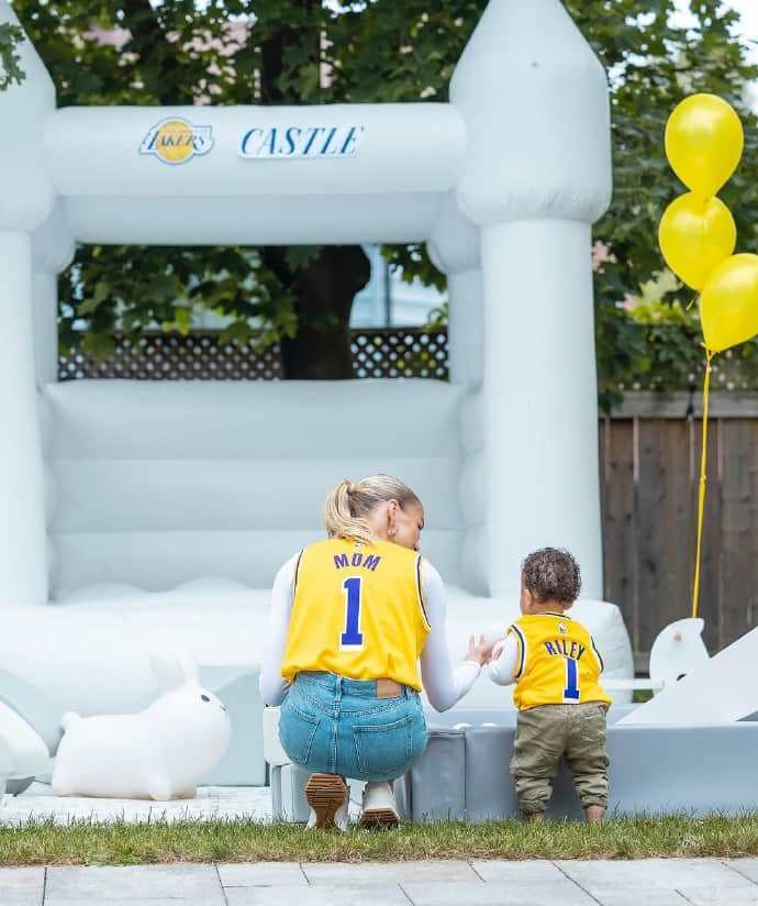 Russell Shares Instagram Photos from His Son Riley's First Birthday Party 8
