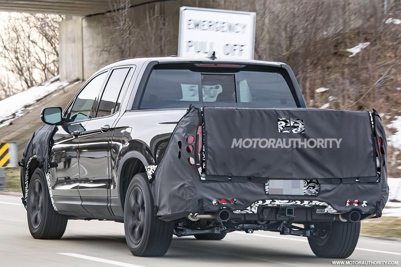 2024 Honda Ridgeline spy shots