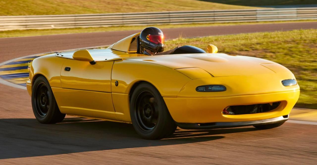 US company turns original Mazda MX-5 into classic speedster with no windscreen