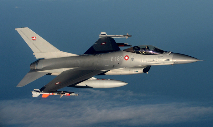 Tiêm kích F-16 Đan Mạch trong cuộc diễn tập tháng 1/2020. Ảnh: Reuters