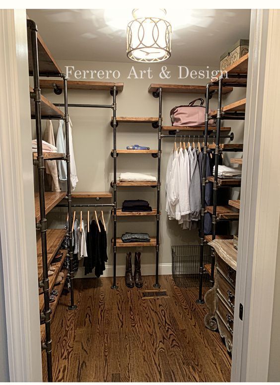 25 Simple Yet Functional "Walk-in Closet" Ideas for Transforming Your Small Space -