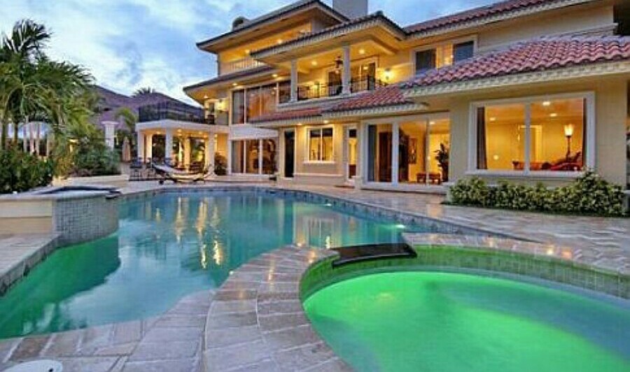 Anthony Davis enjoys an extremely privileged lifestyle in a luxury mansion in West Lake for £22 million