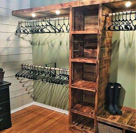 25 Simple Yet Functional "Walk-in Closet" Ideas for Transforming Your Small Space -