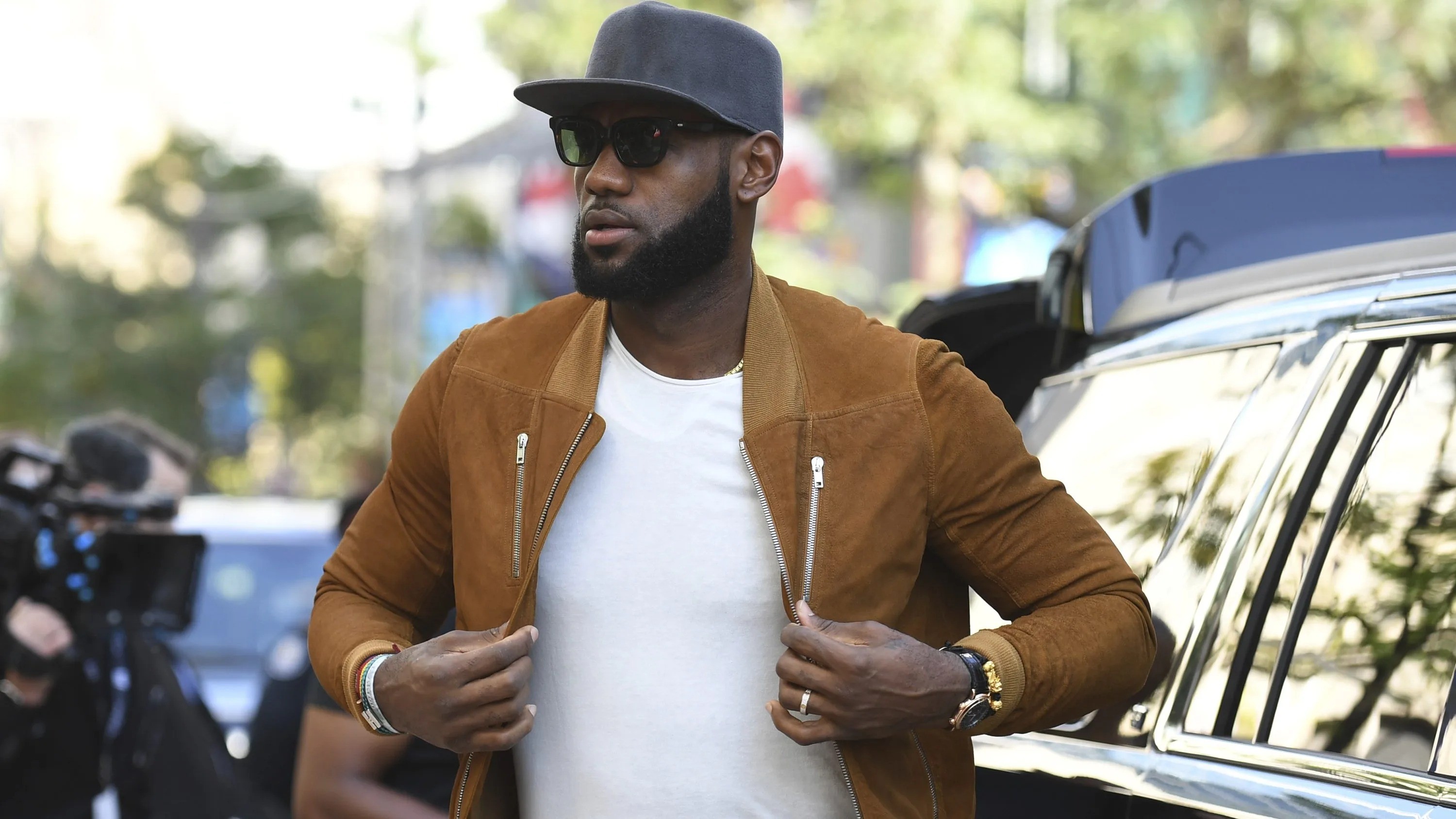 NBA legend LeBron James and his life from poverty and violence from one shabby apartment to another in Akron to lavish mansions and dropping out of school to pursue his passion