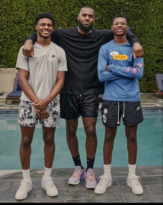 Meet Lebron James' Son And All About Bronny James And His Relationship With His Nba Star Father - Car Magazine TV