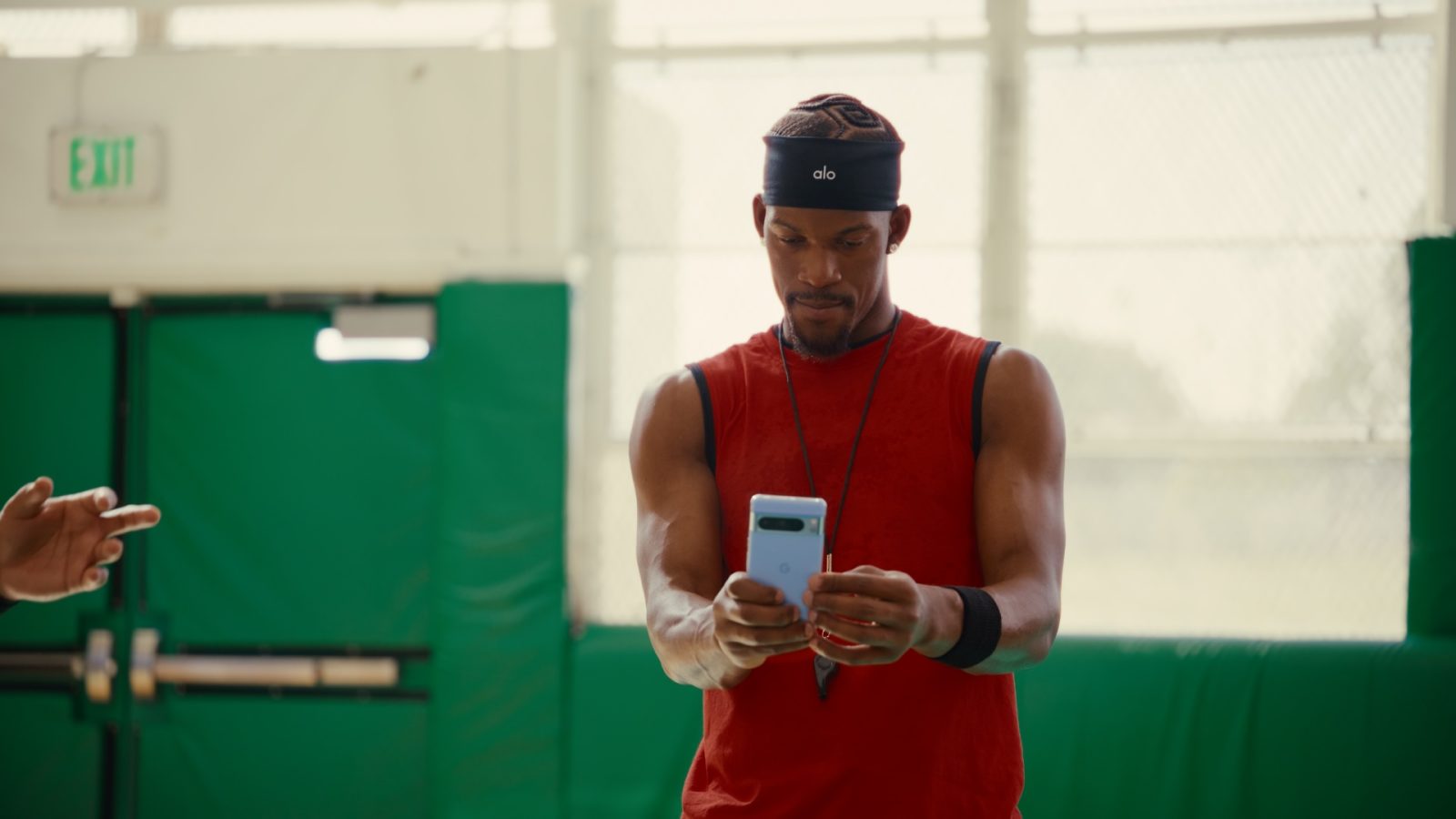 Commercial for the $699 Google Pixel 8 features Jimmy Butler and Druski