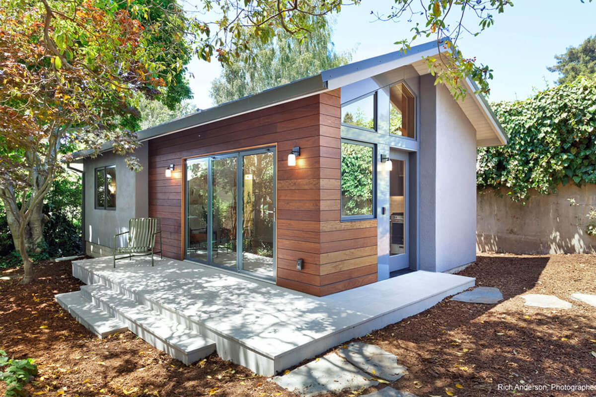 Retire comfortably in a small, one-story house that is easy to care for