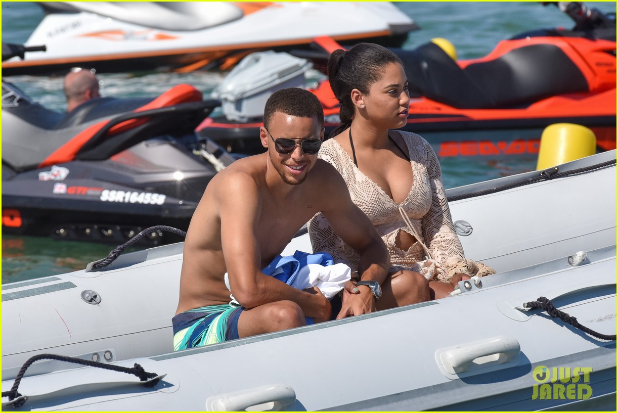 NBA star Stephen Curry’s radiant moment on the superyacht Symphony of the Seas with his wife worth $5.4B