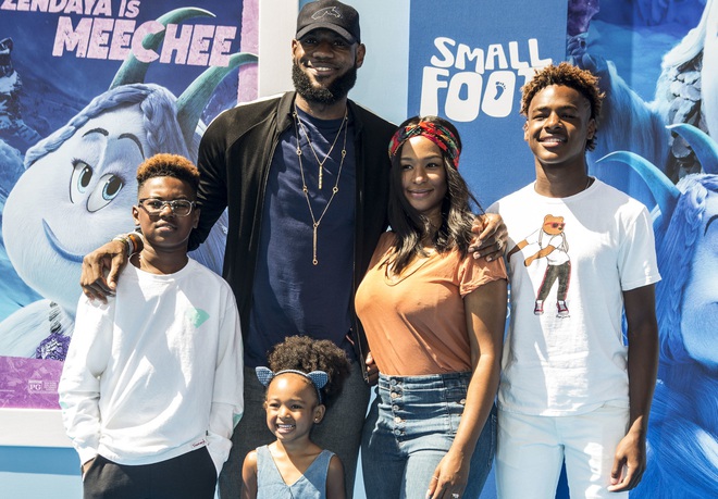 'He is the luckiest person in the world' - LeBron James's wife, Savannah James, a capable woman and successful businessman