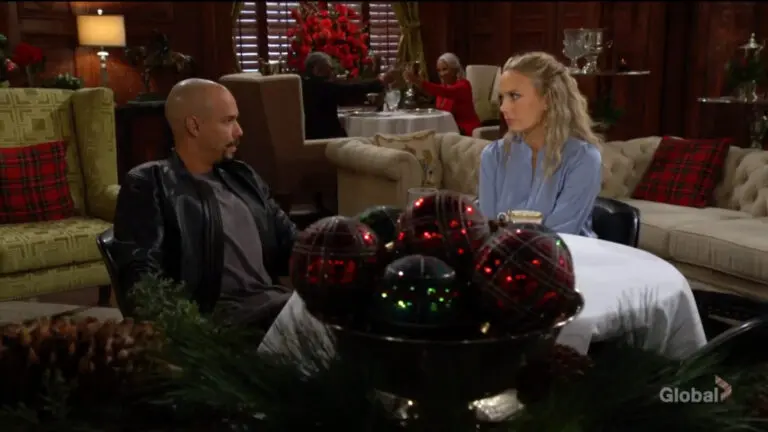 Y&R Holiday Magic: Michael’s Heartfelt Christmas Eve Surprise – A Ring for Lauren with Family by Their Side