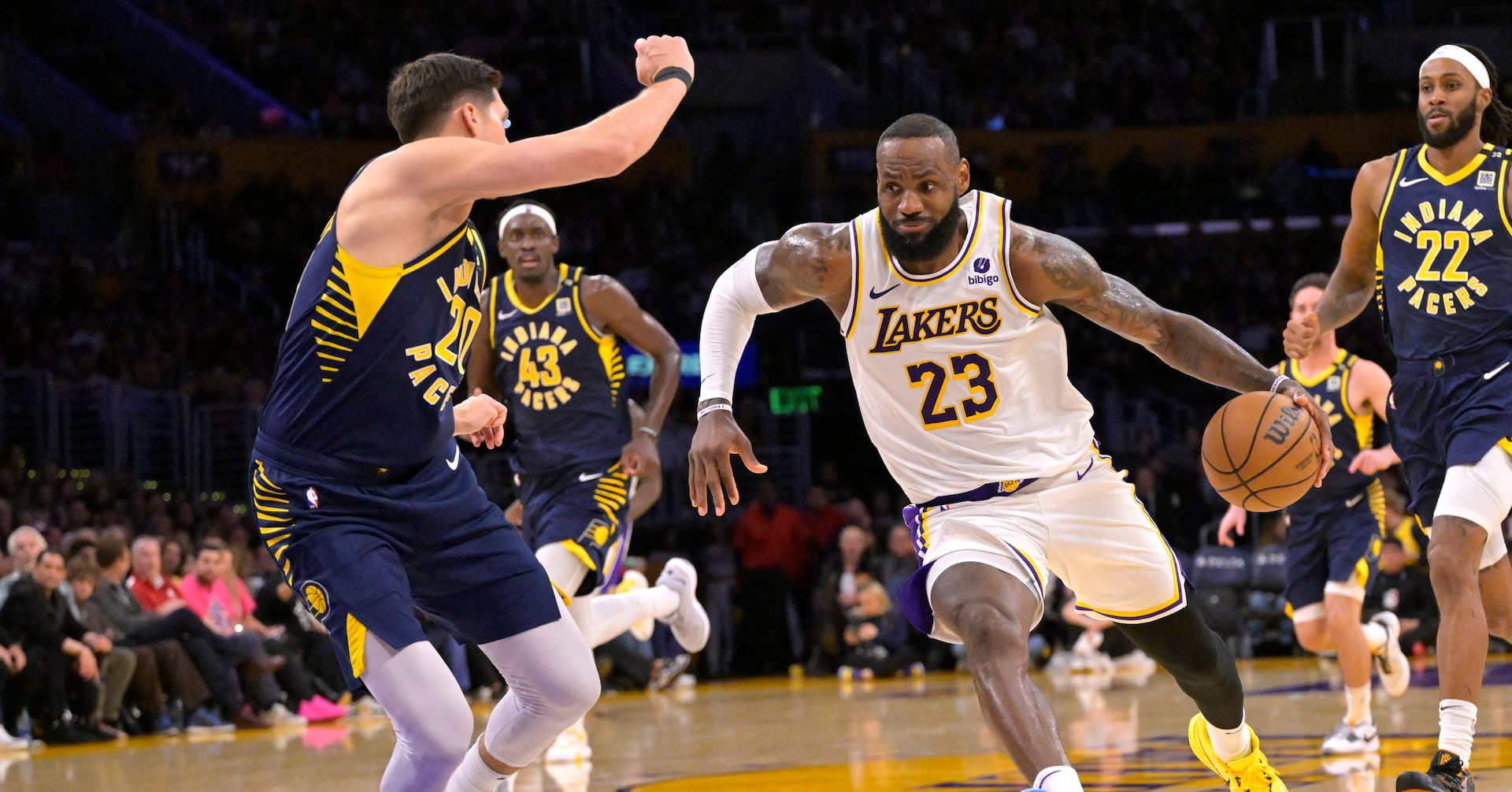 Lakers score season-best 150 points in win over Pacers | Reuters