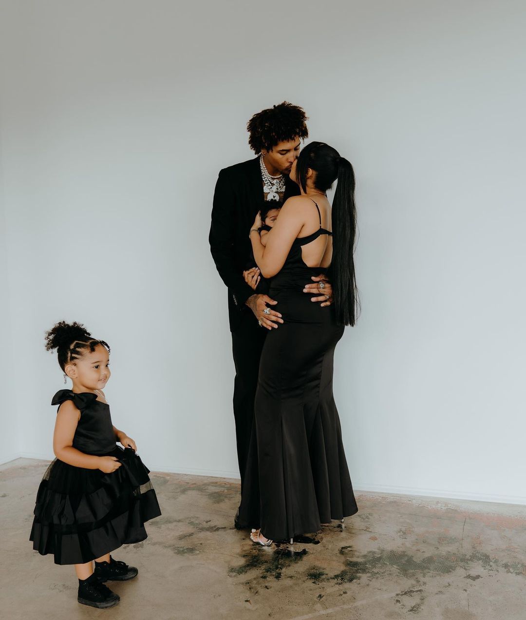 NBA star Kelly Oubre Jr. happily welcomed their second son, TsuSún, with wife Shylynn