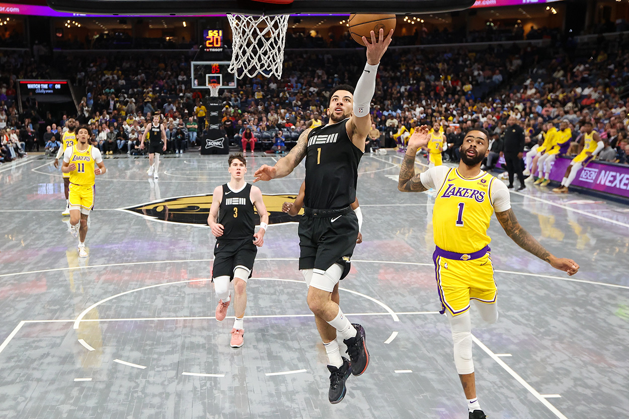 Memphis Flyer | Young Grizzlies Can't Overcome LeBron James and Anthony  Davis in Loss to Lakers