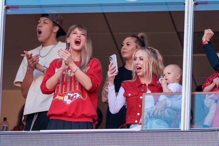 Taylor Swift Chiefs Chargers Game Best Moments