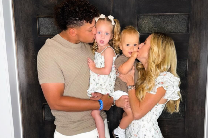 Patrick Mahomes Honors Brittany Mahomes in Mother's Day Post