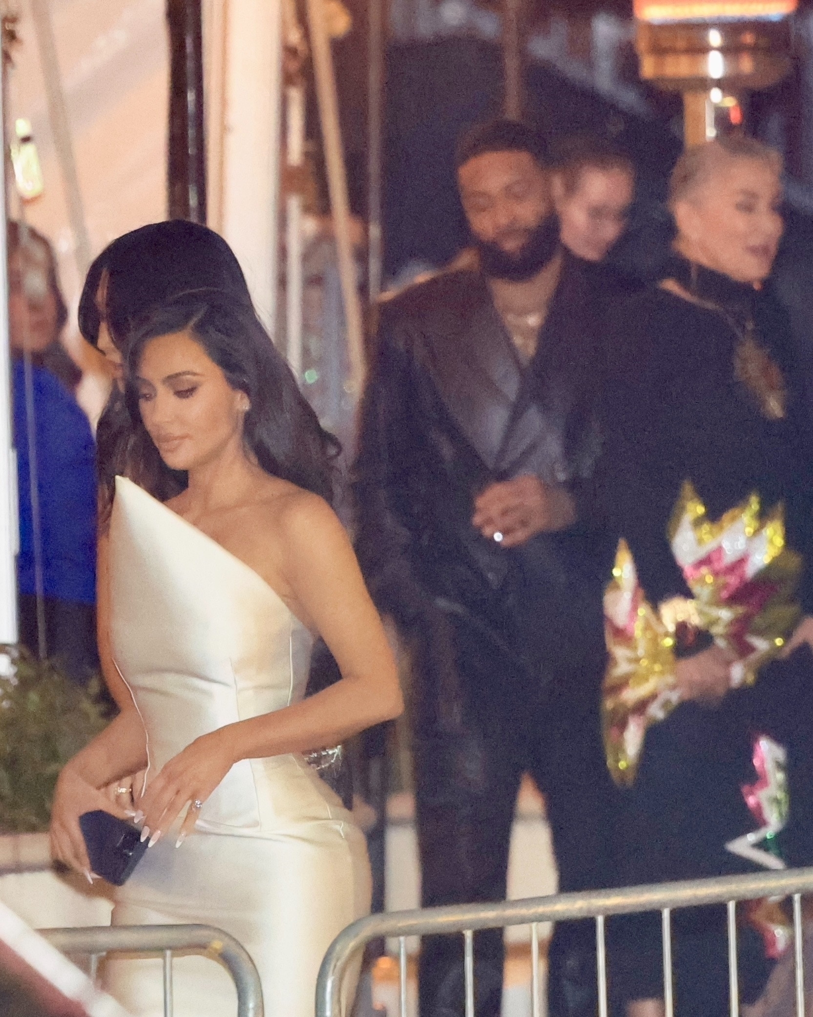 Kim Kardashian further fuels romance rumors with Odell Beckham Jr as pair seen in PDA snaps at Oscars after-party | The Sun