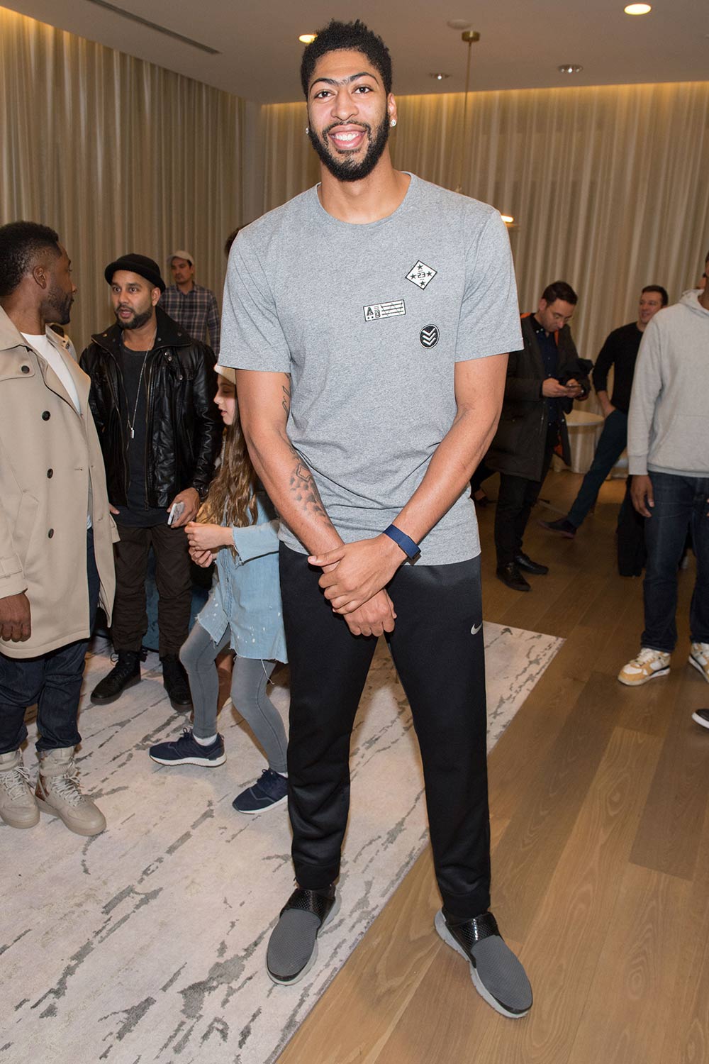 Anthony Davis on the NBA's Style Wars, His Saks Collection, and Having the  Most On-Fleek Brow in Sports - Sharp Magazine