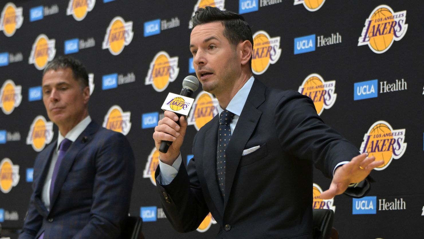 JJ Redick, who has no prior coaching experience, introduced as new Lakers  coach, says his time as player, analyst and podcaster has him prepared | CNN