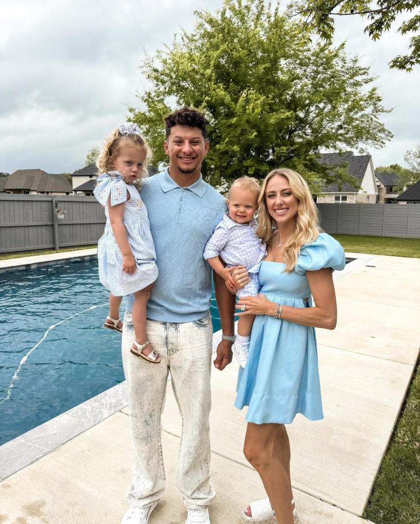 Patrick Mahomes, wife Brittany and their kids have matching moment  celebrating Easter