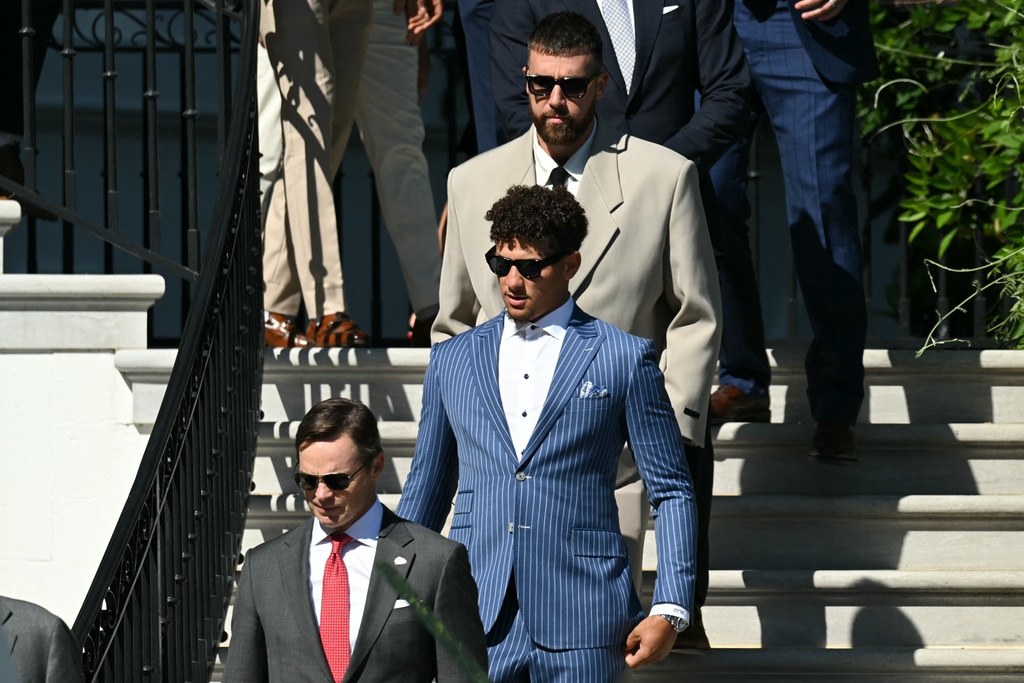 Travis Kelce and Patrick Mahomes Celebrate With Chiefs at White House